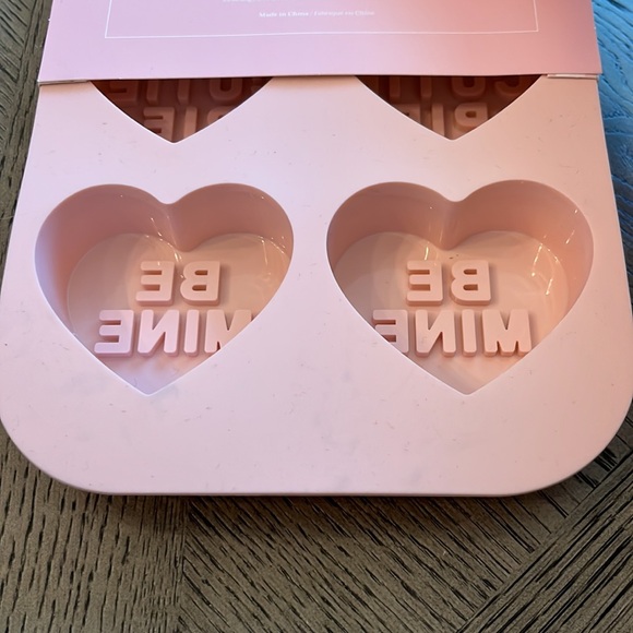 Masterclass Silicone Heart Shaped Mold Valentine’s Day Bakeware Pink Candy - Picture 2 of 3